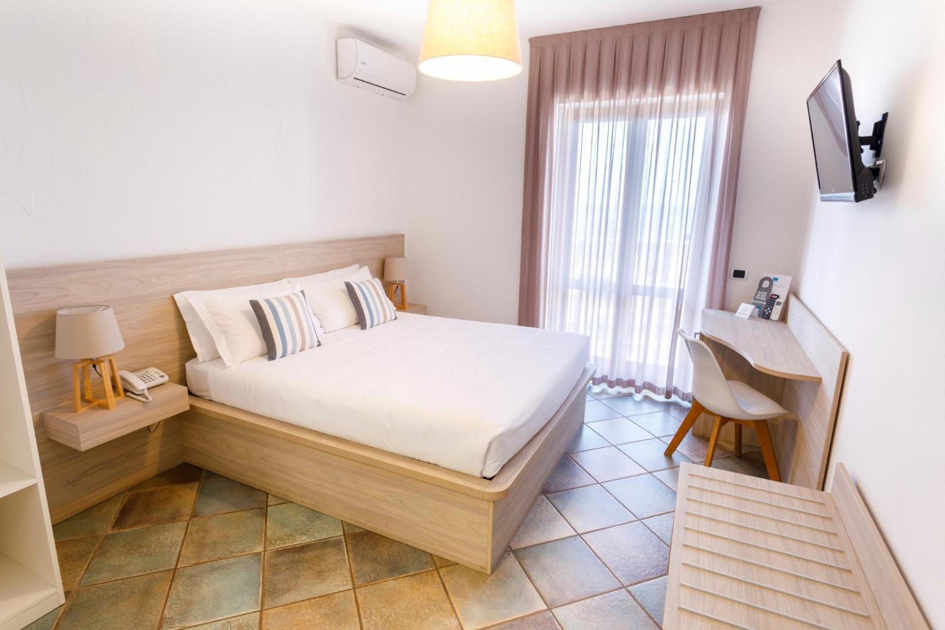 Hotel Corallo Santa Maria al Bagno Buitenkant foto